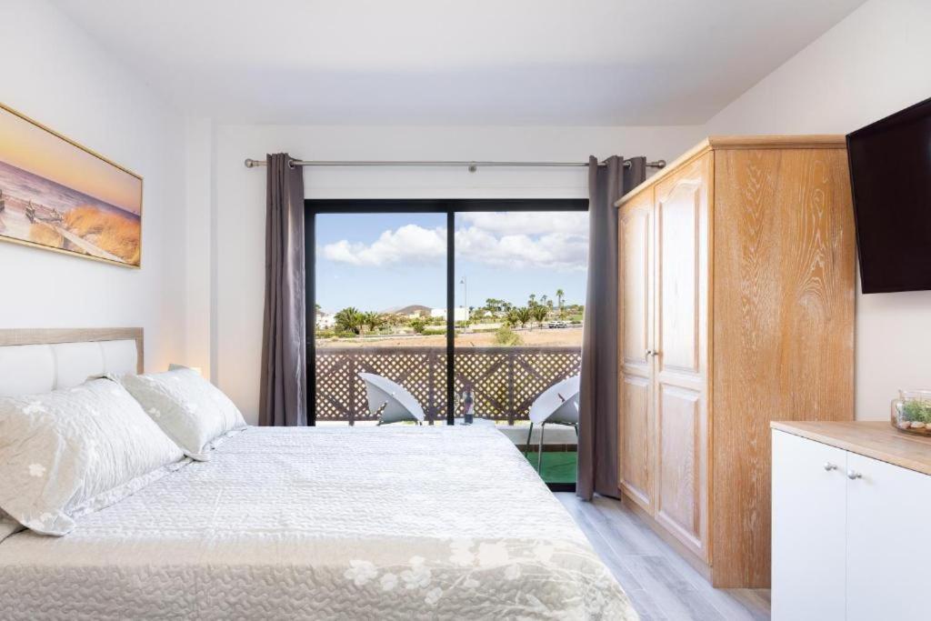 Apartamento Precioso En El Sur De Tenerife - Mínimo 20 Noches